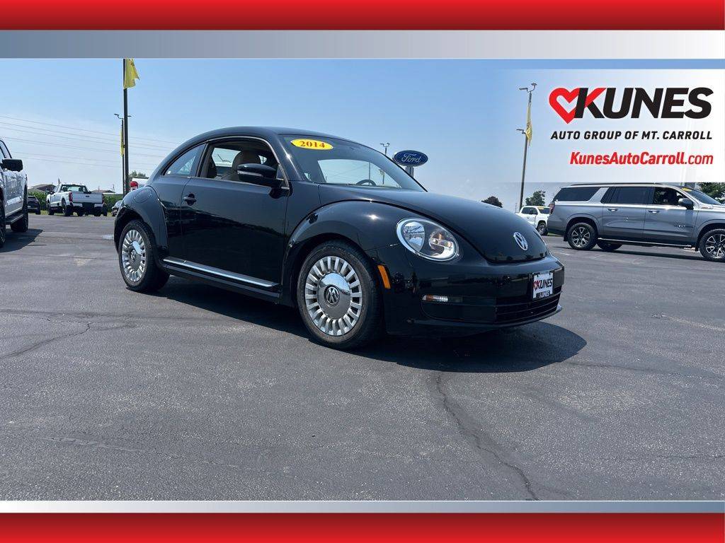 2014 Volkswagen Beetle 2.5 — Hatchback — 117,915 mi — Mount Carroll, IL