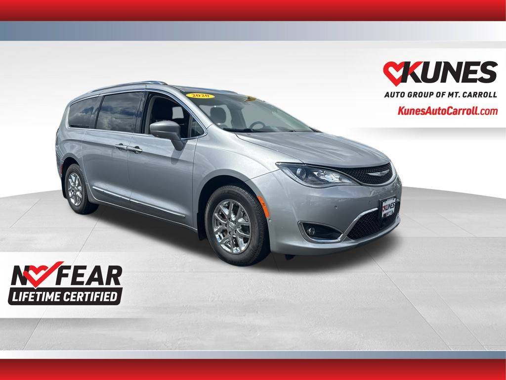 2020 Chrysler Pacifica Touring L — Minivan — 69,794 mi — Mount Carroll, IL