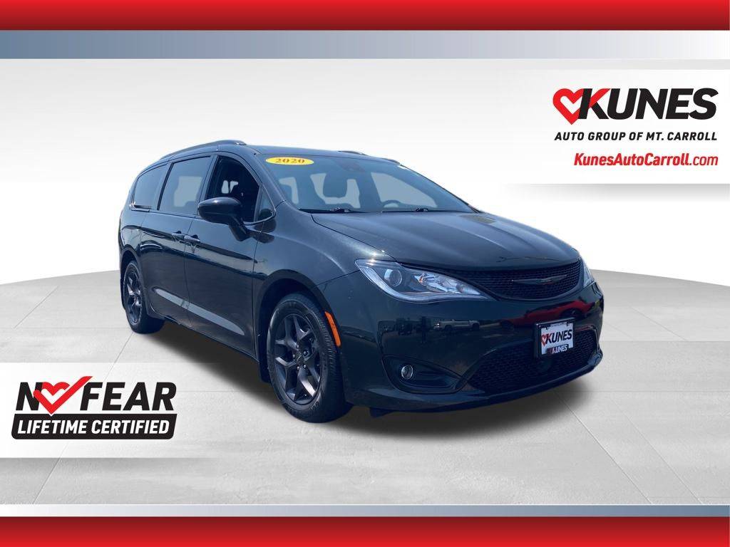 2020 Chrysler Pacifica Touring L Plus — Minivan — 65,891 mi — Mount Carroll, IL