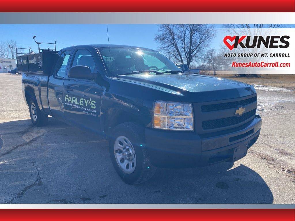 2013 Chevrolet Silverado 1500 WT — Pickup Truck — 210,479 mi — Mount Carroll, IL