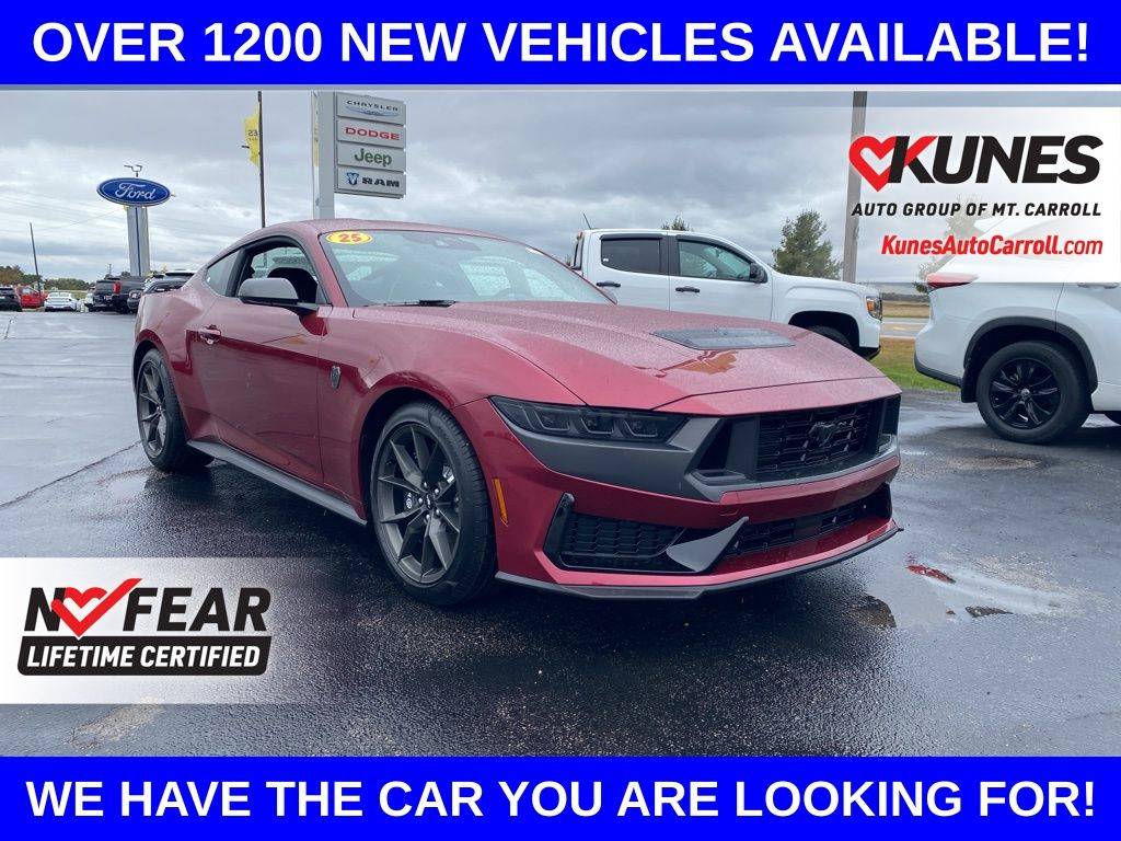 2025 Ford Mustang Dark Horse