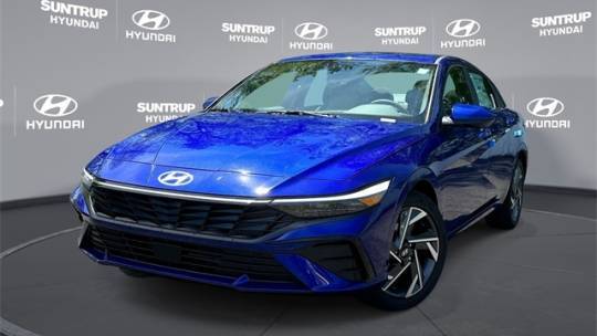 2024 Hyundai Elantra SEL — Sedan — 10,055 mi — St. Louis, MO