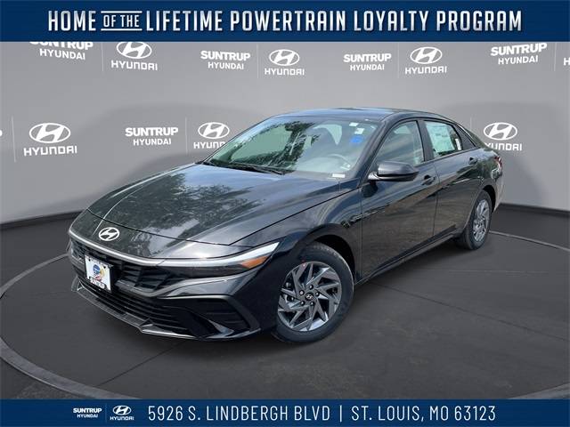 2025 Hyundai Elantra Hybrid Blue — Sedan — 10 mi — St. Louis, MO