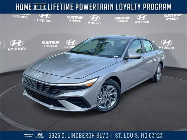 2025 Hyundai Elantra Hybrid Blue — Sedan — 10 mi — St. Louis, MO