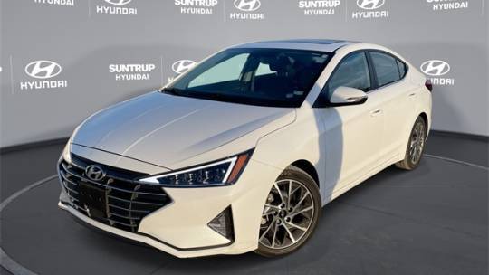 2020 Hyundai Elantra Limited — Sedan — 16,760 mi — St. Louis, MO