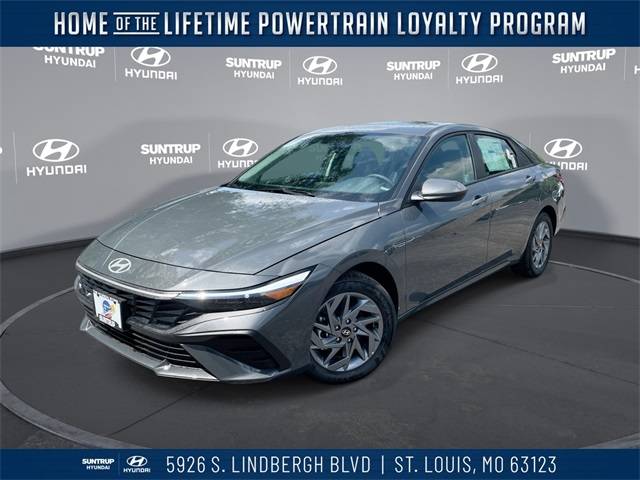 2025 Hyundai Elantra Hybrid Blue — Sedan — 15 mi — St. Louis, MO