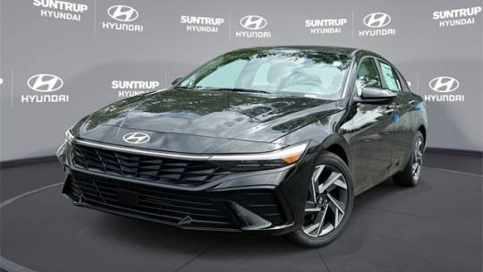 2024 Hyundai Elantra SEL — Sedan — 2,941 mi — St. Louis, MO