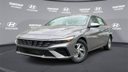 2024 Hyundai Elantra SE — Sedan — 3,211 mi — St. Louis, MO
