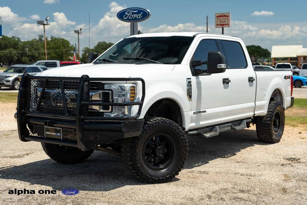 2019 Ford Super Duty F-250 XLT — Pickup Truck — 141,291 mi — La Grange, TX