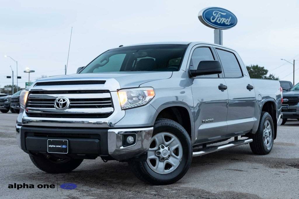 2017 Toyota Tundra SR5