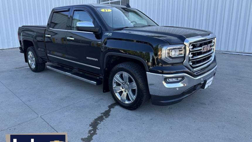 2017 GMC Sierra 1500 SLT — Pickup Truck — 142,555 mi — Devils Lake, ND