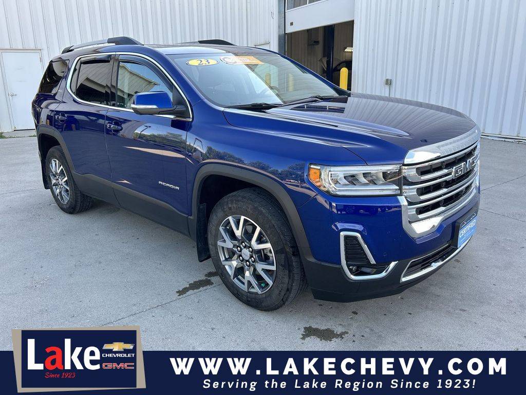 2023 GMC Acadia SLT — SUV — 17,707 mi — Devils Lake, ND