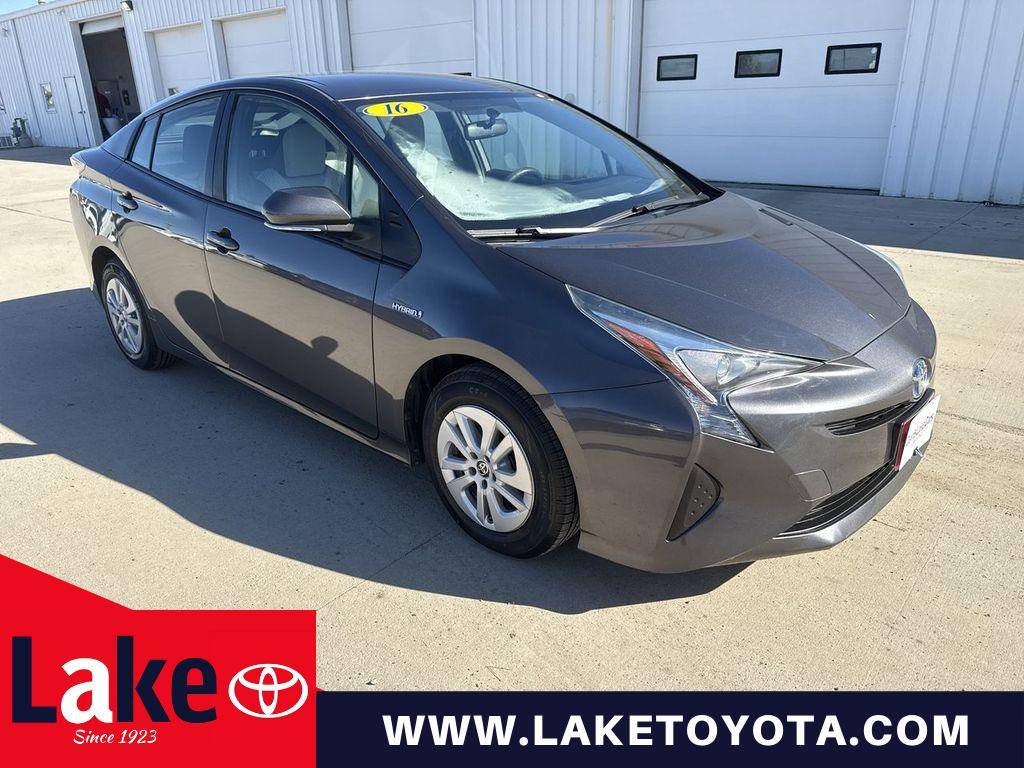 2016 Toyota Prius Two — Hatchback — 149,118 mi — Devils Lake, ND