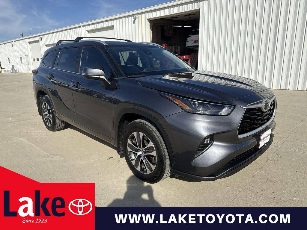 2023 Toyota Highlander XLE — SUV — 28,426 mi — Devils Lake, ND