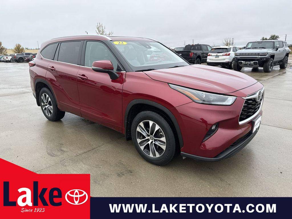 2022 Toyota Highlander XLE — SUV — 69,120 mi — Devils Lake, ND