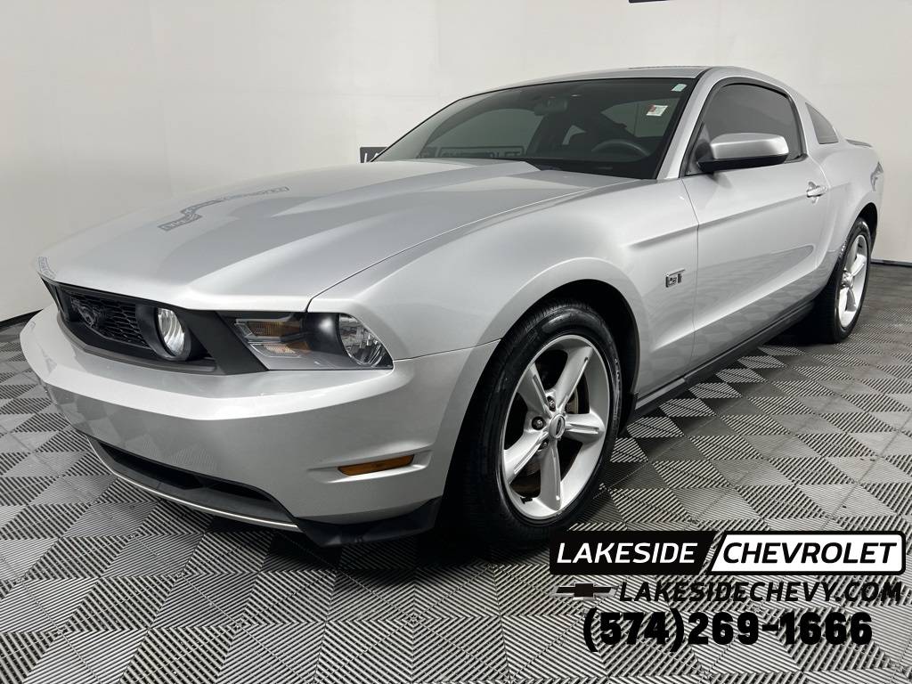 2010 Ford Mustang GT — Coupe — 29,000 mi — Warsaw, IN