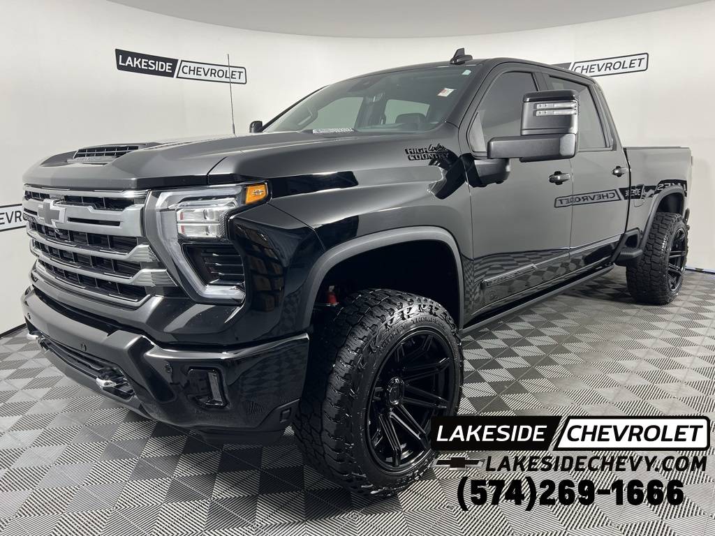 2024 Chevrolet Silverado 2500HD High Country — Pickup Truck — 24,700 mi — Warsaw, IN