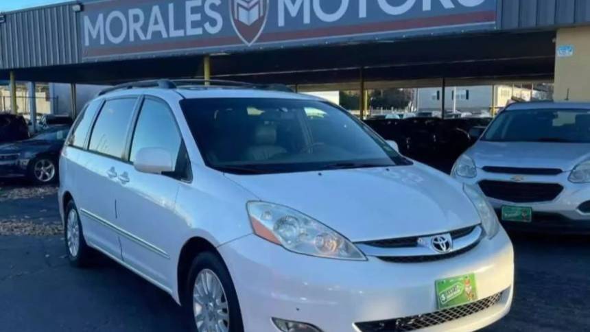 2008 Toyota Sienna XLE Limited — Minivan — 179,764 mi — Norfolk, VA