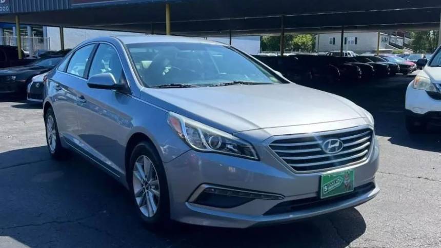 2015 Hyundai Sonata SE — Sedan — 121,932 mi — Norfolk, VA