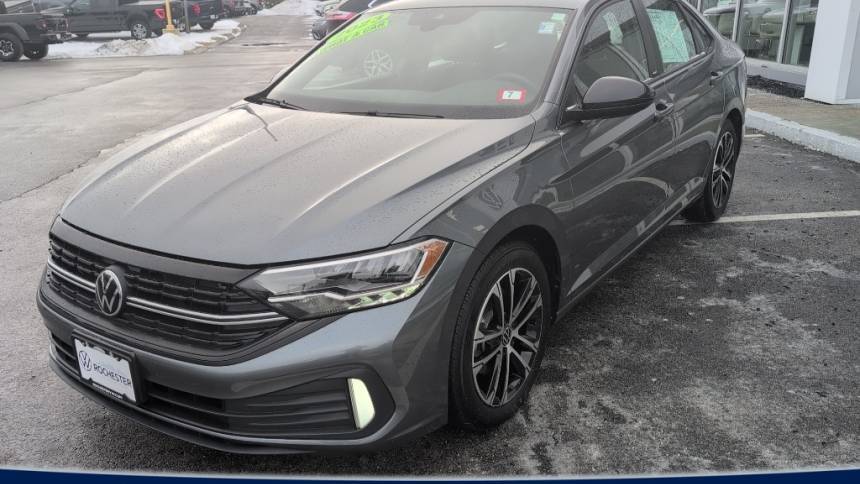 2023 Volkswagen Jetta Sport — Sedan — 14,557 mi — Rochester, NH