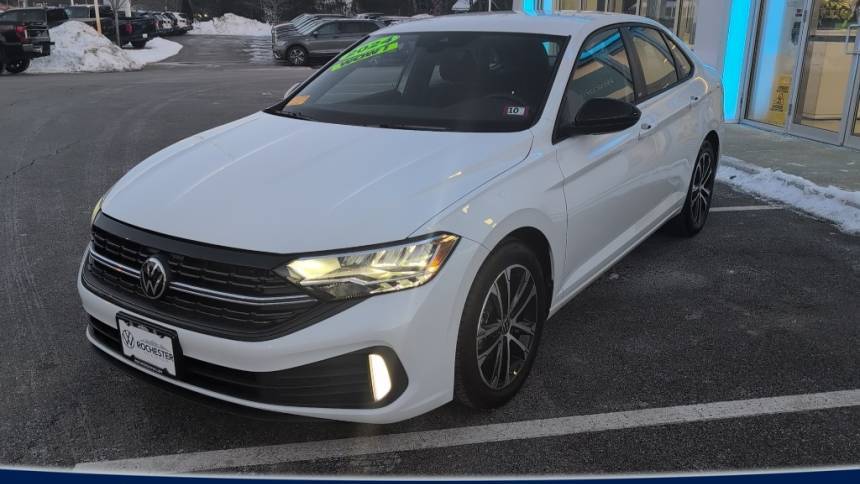 2024 Volkswagen Jetta Sport — Sedan — 11,386 mi — Rochester, NH