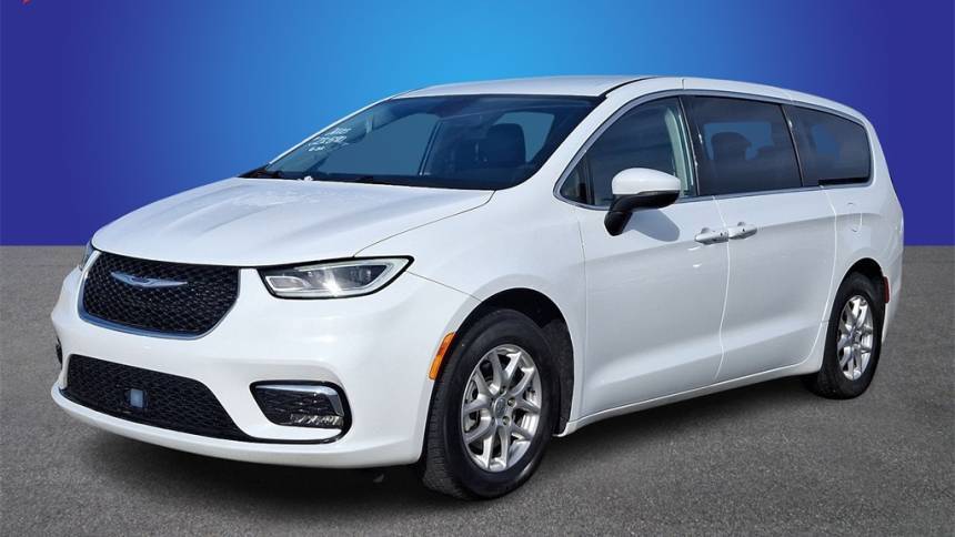 2023 Chrysler Pacifica Touring L — Minivan — 63,681 mi — West Jefferson, NC