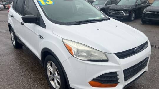 2013 Ford Escape S — SUV — 131,793 mi — Southfield, MI