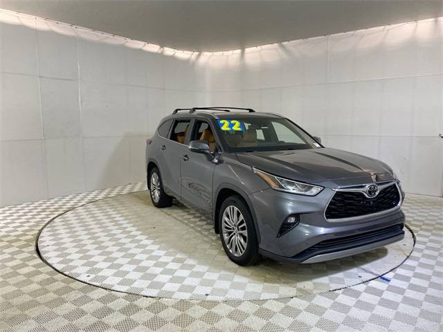 2022 Toyota Highlander Platinum — SUV — 22,765 mi — Southfield, MI