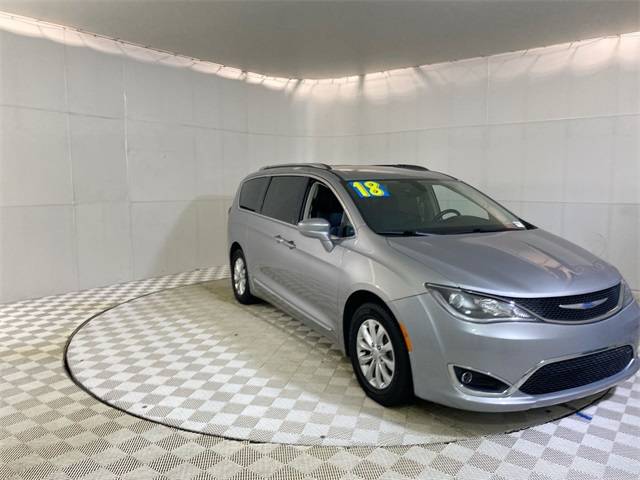 2018 Chrysler Pacifica Touring L — Minivan — 69,035 mi — Southfield, MI