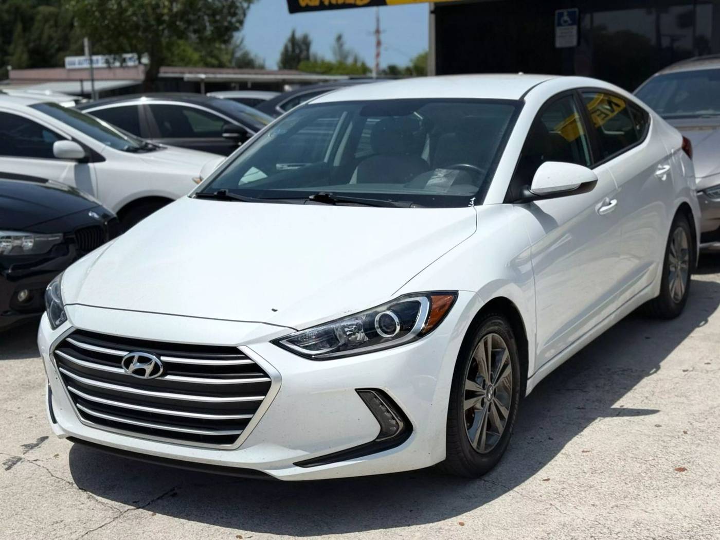 2017 Hyundai Elantra SE — Sedan — 68,527 mi — North Miami Beach, FL