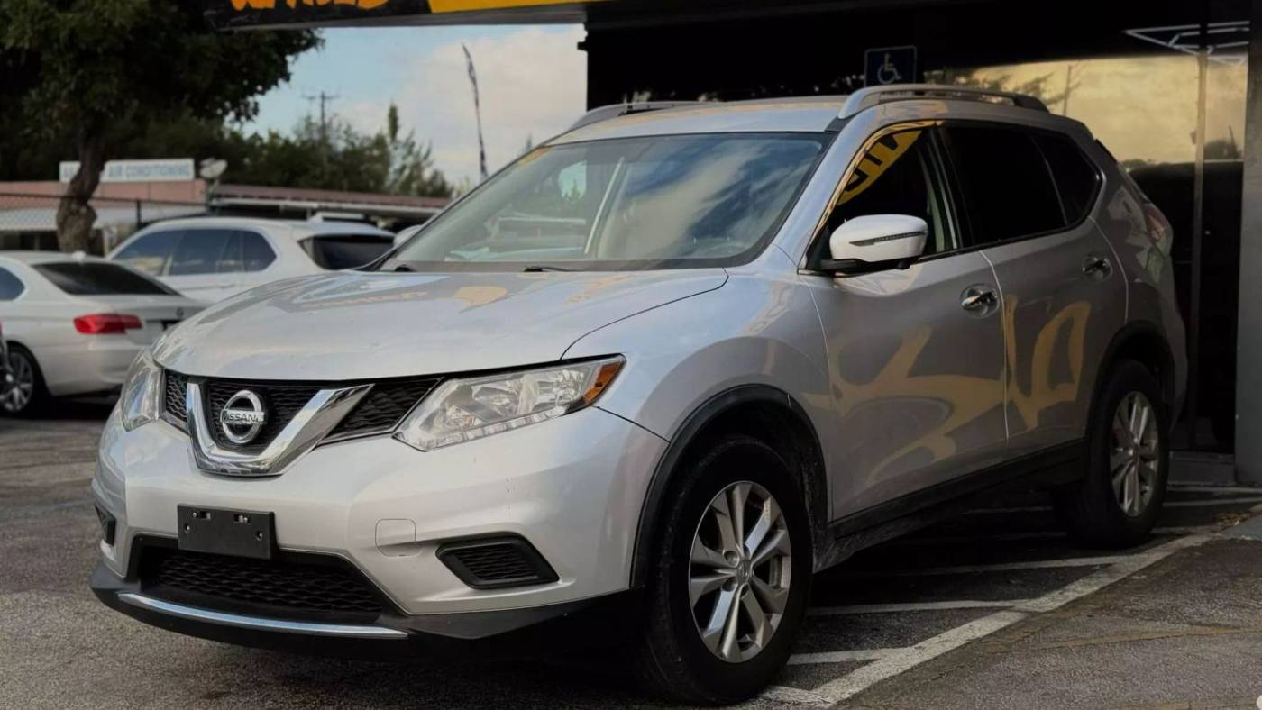 2016 Nissan Rogue SV — SUV — 83,128 mi — North Miami Beach, FL