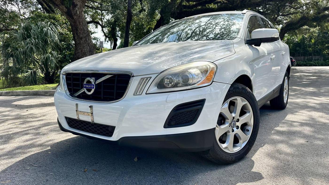 2013 Volvo XC60 3.2 — SUV — 126,450 mi — North Miami Beach, FL