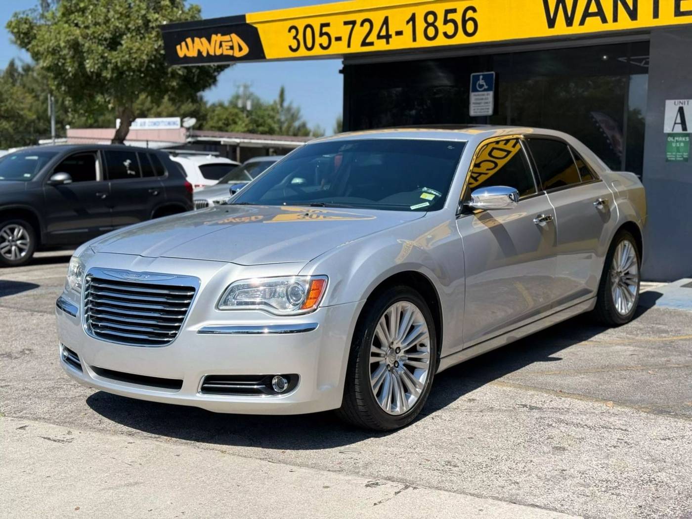 2012 Chrysler 300 Limited — Sedan — 103,871 mi — North Miami Beach, FL