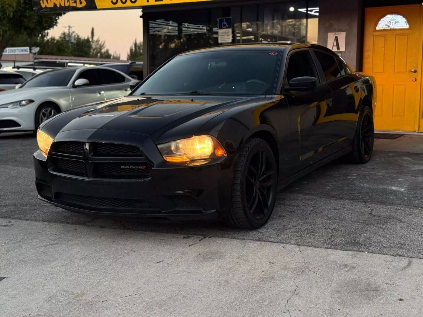 2014 Dodge Charger SE — Sedan — 124,170 mi — North Miami Beach, FL