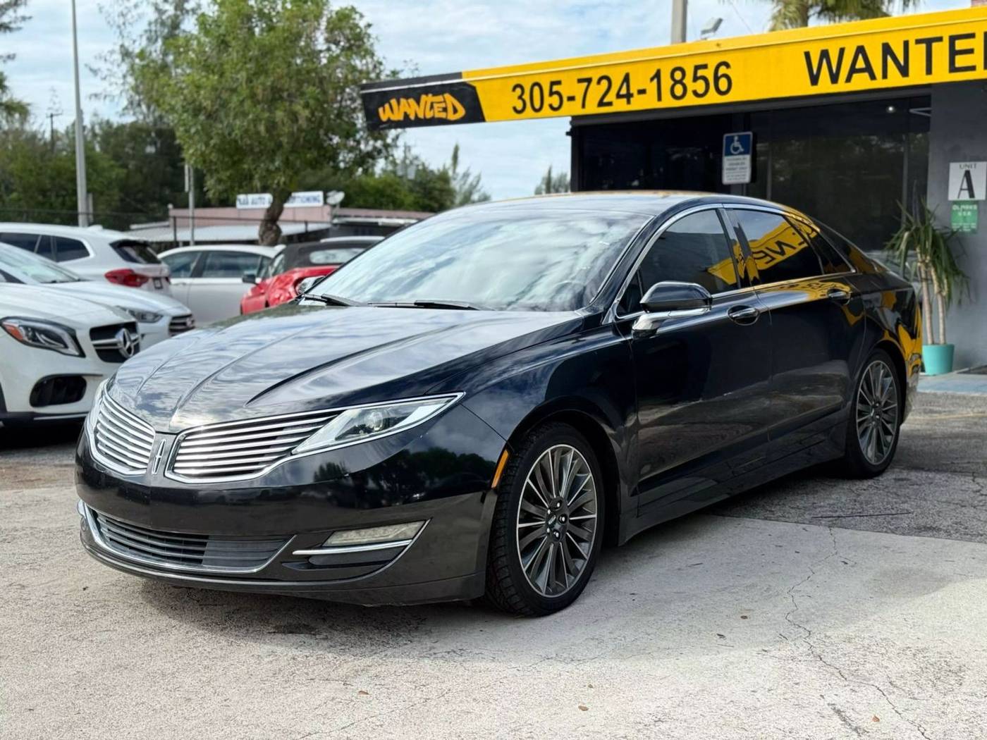 2015 Lincoln MKZ FWD — Sedan — 72,319 mi — North Miami Beach, FL