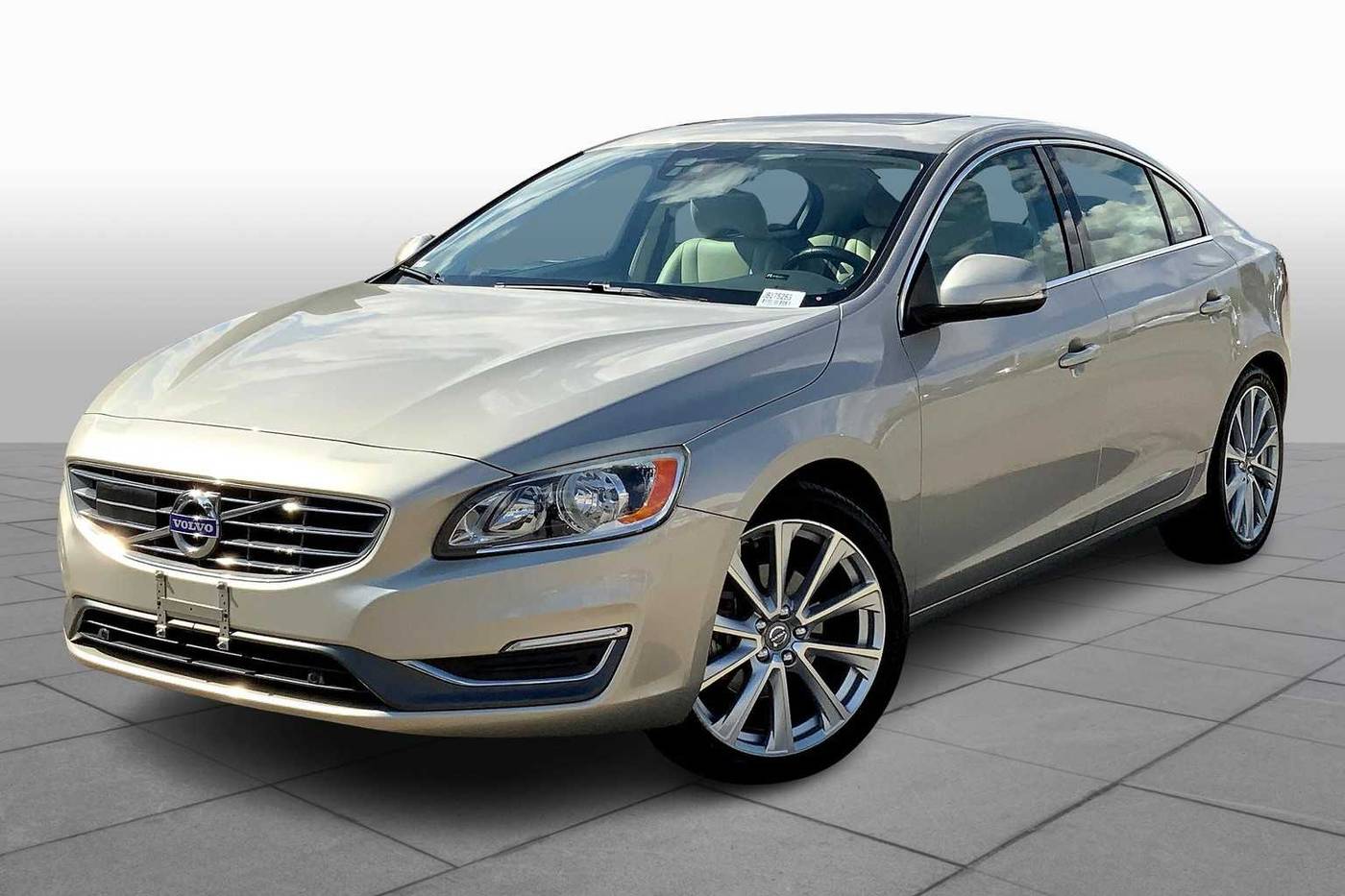 2018 Volvo S60 Inscription — Sedan — 56,877 mi — Albuquerque, NM