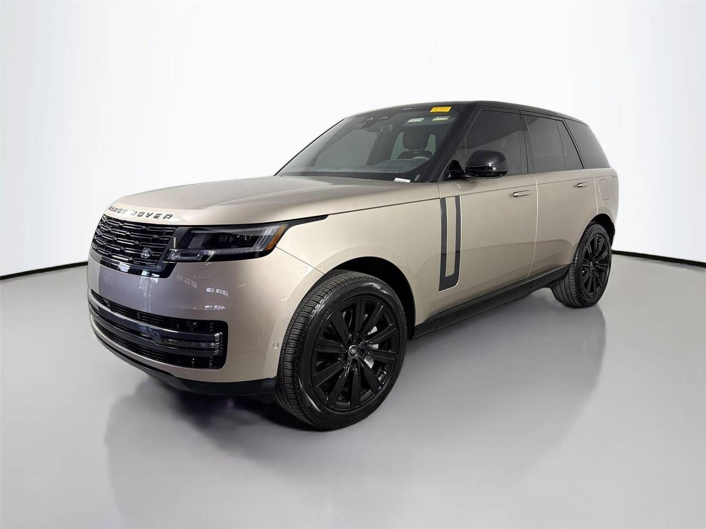 2025 Land Rover Range Rover SE — SUV — 9,608 mi — Fort Worth, TX