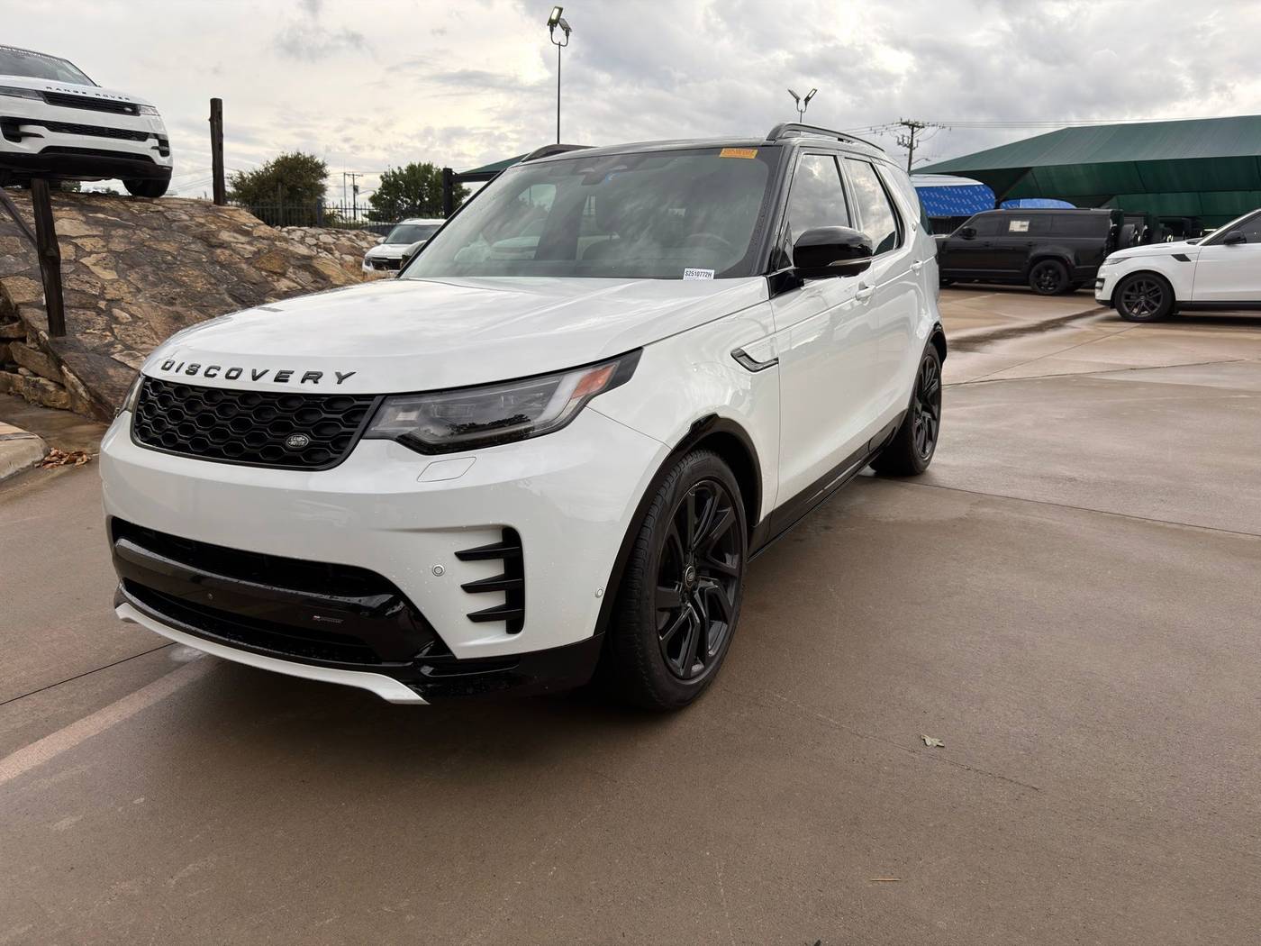 2023 Land Rover Discovery S R-Dynamic — SUV — 24,117 mi — Fort Worth, TX