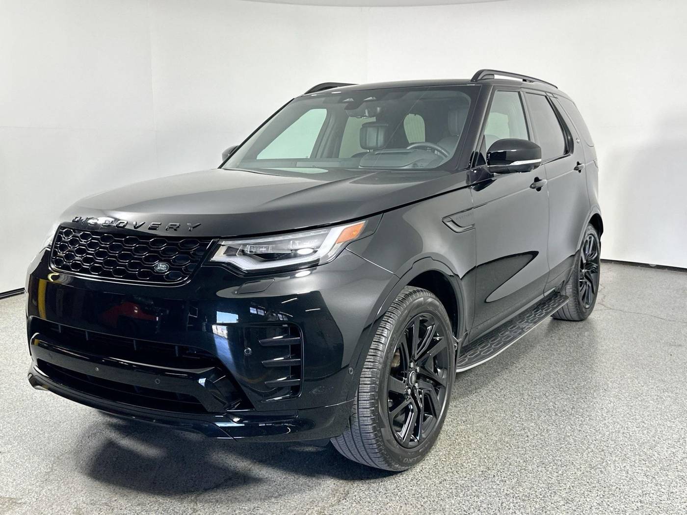 2024 Land Rover Discovery Dynamic SE — SUV — 14,630 mi — Fort Worth, TX