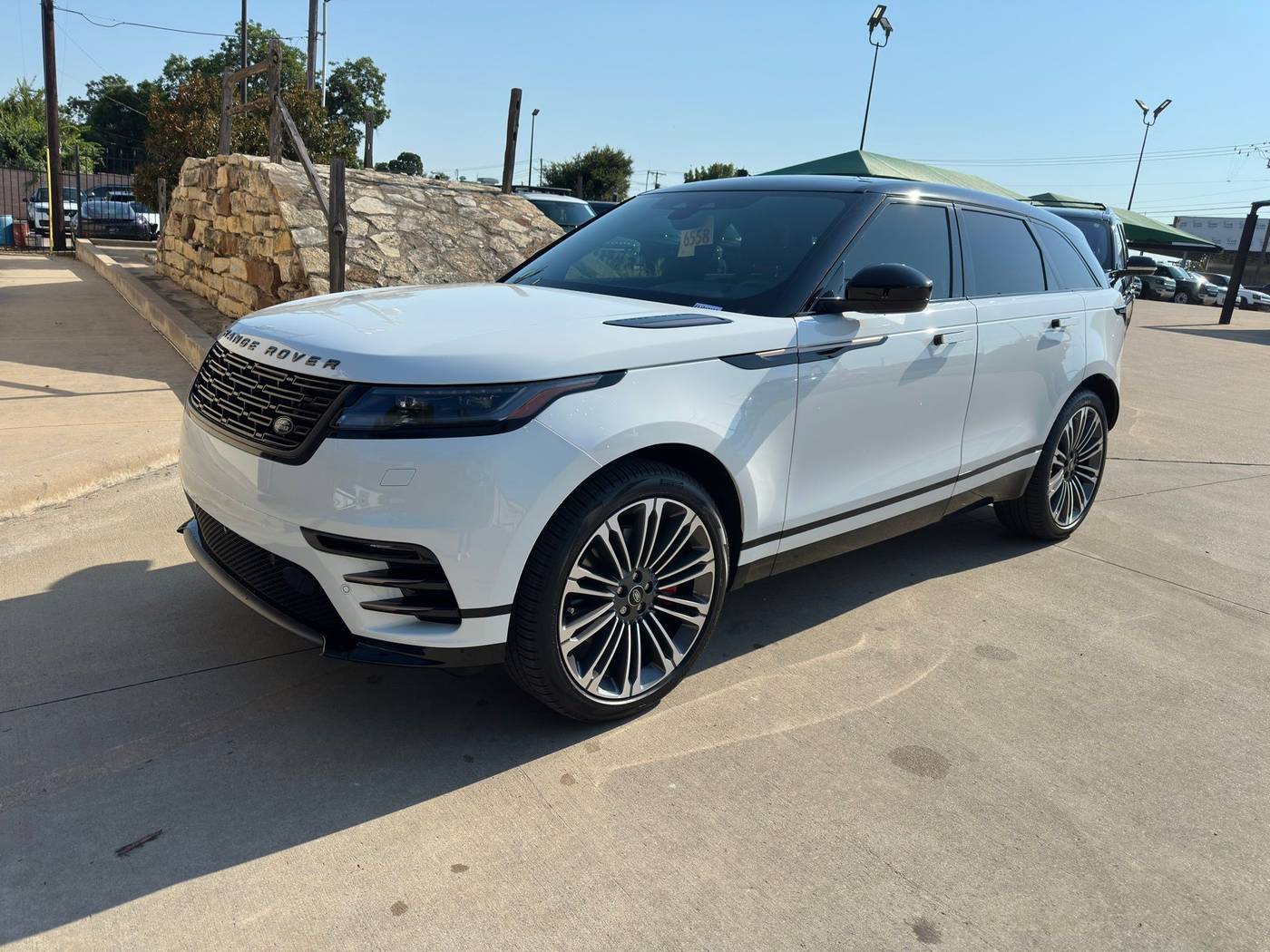 2025 Land Rover Range Rover Velar Dynamic SE — SUV — 1,014 mi — Fort Worth, TX