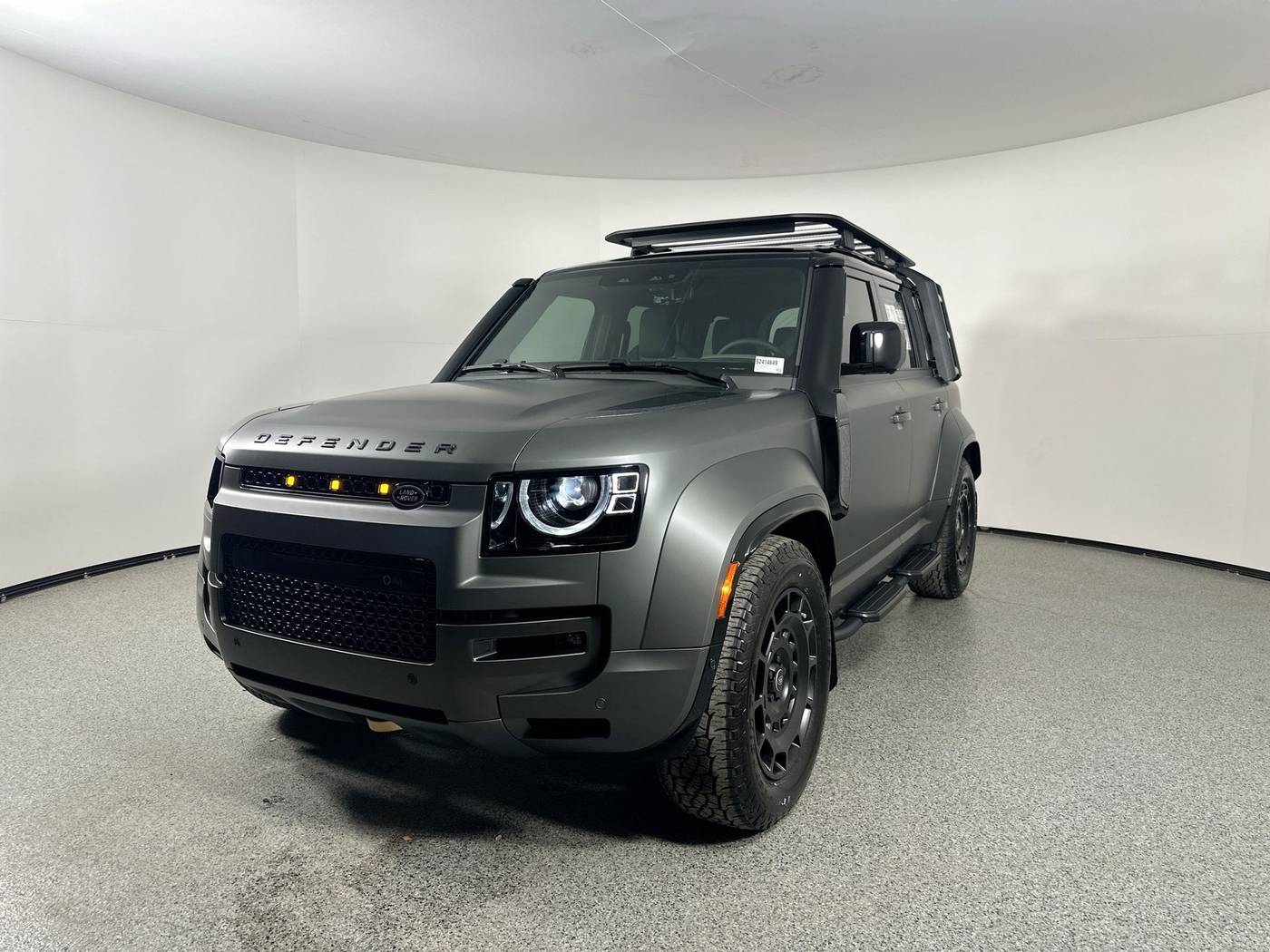 2025 Land Rover Defender OCTA — SUV — 5,950 mi — Fort Worth, TX