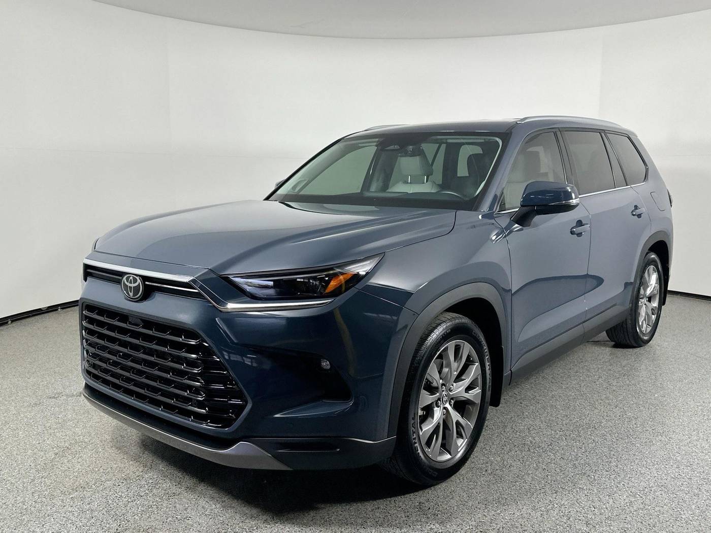2024 Toyota Grand Highlander Limited — SUV — 44,046 mi — Fort Worth, TX