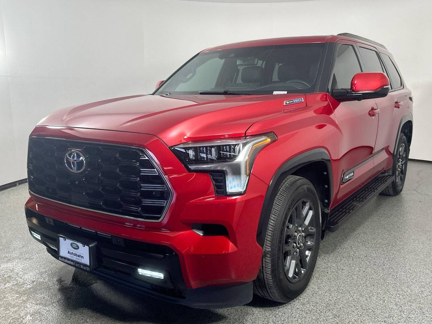 2023 Toyota Sequoia SR5 — SUV — 19,324 mi — Fort Worth, TX