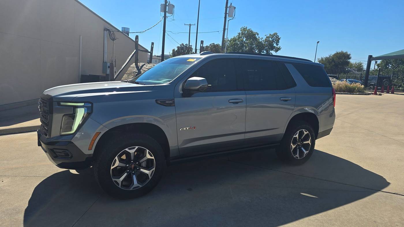 2025 GMC Yukon AT4 Ultimate — SUV — 12,869 mi — Fort Worth, TX