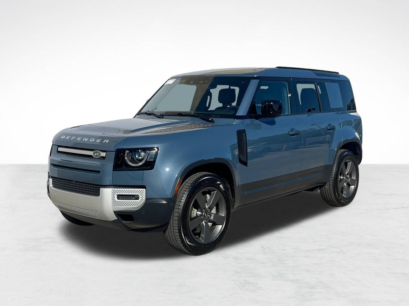 2025 Land Rover Defender S — SUV — 6,198 mi — Houston, TX