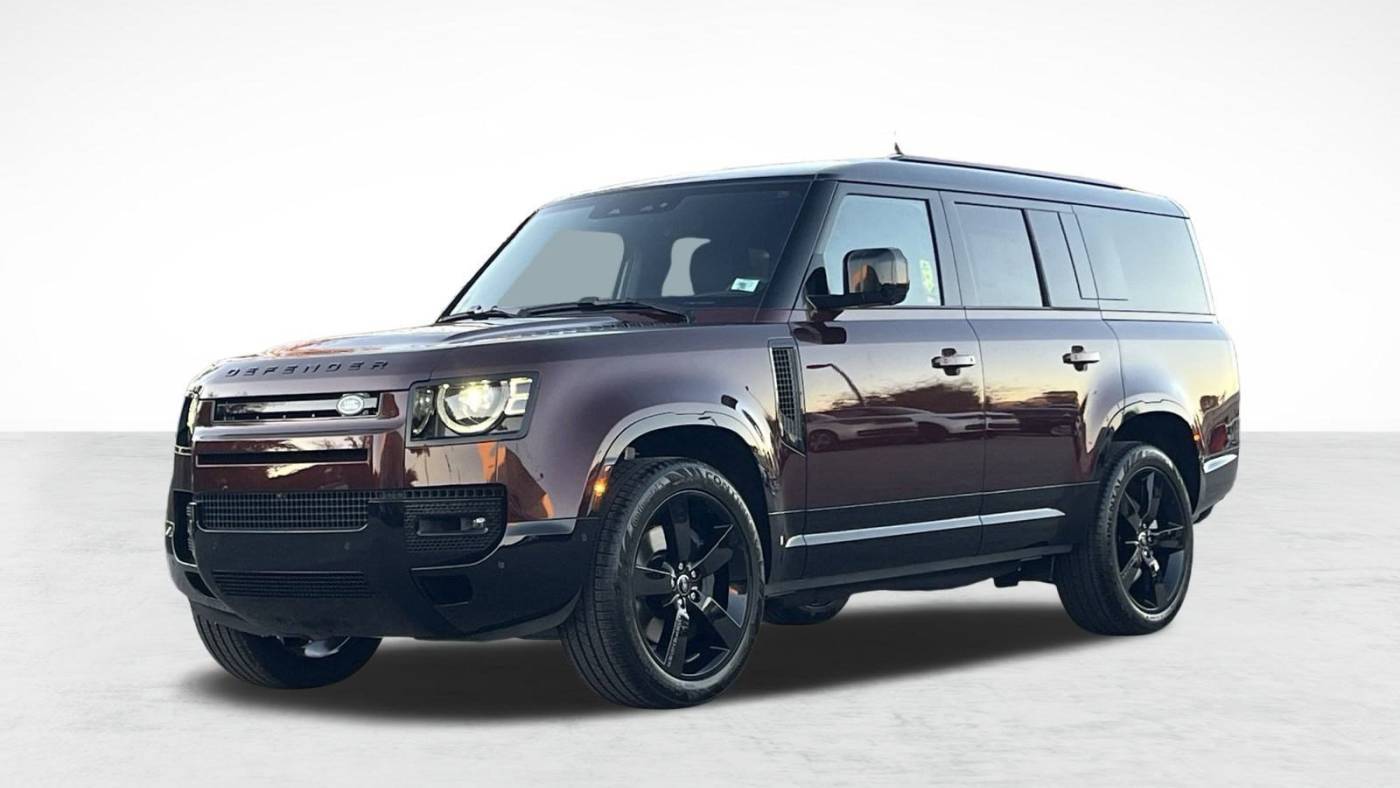 2025 Land Rover Defender 130 P400 X-Dynamic SE