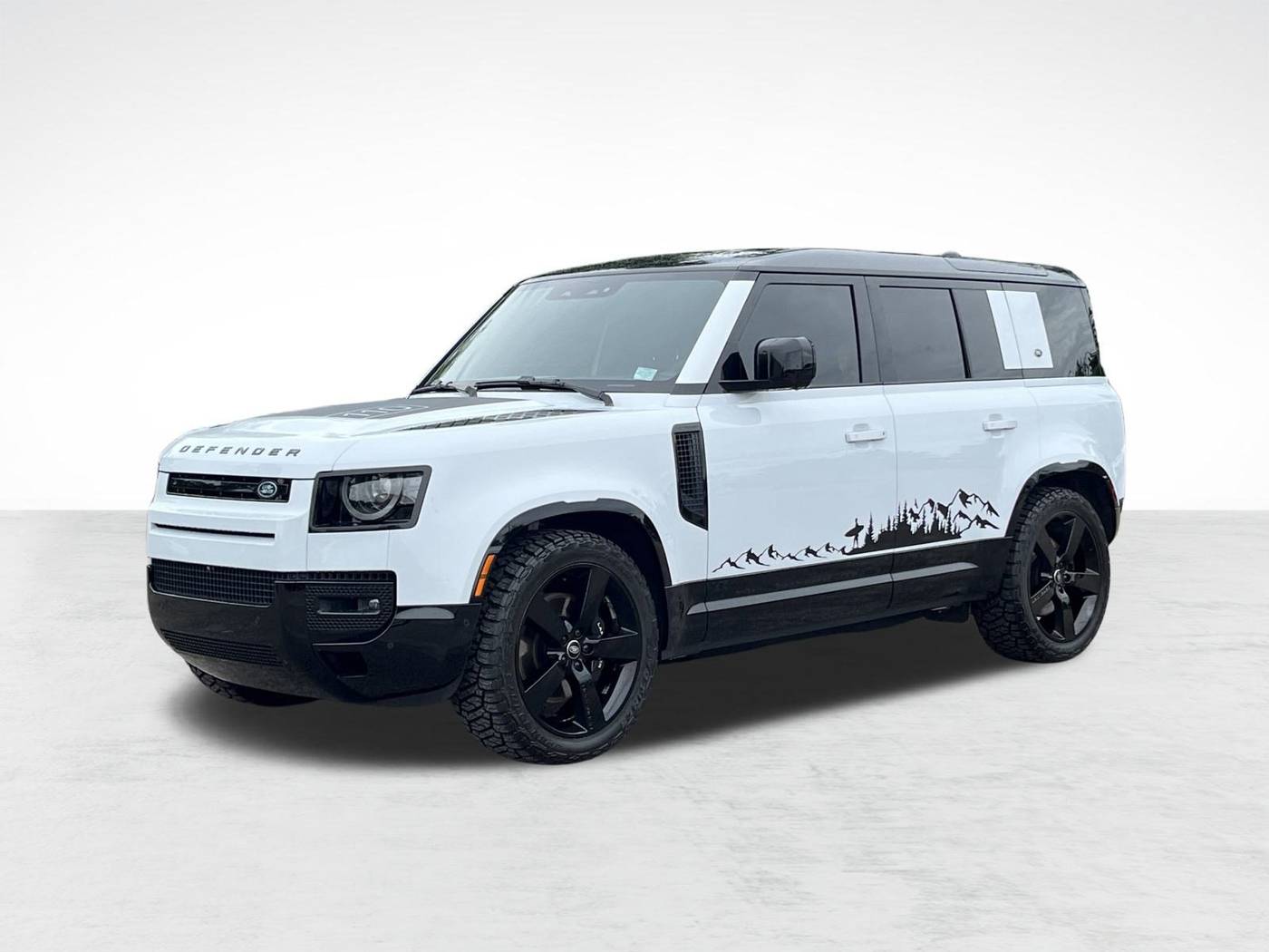 2023 Land Rover Defender V8 — SUV — 21,396 mi — Houston, TX