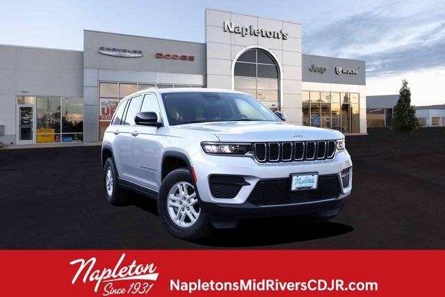 2023 Jeep Grand Cherokee Laredo — SUV — 15,235 mi — St. Peters, MO