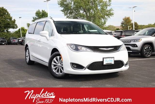 2019 Chrysler Pacifica Touring L — Minivan — 51,878 mi — St. Peters, MO