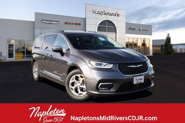 2023 Chrysler Pacifica Limited — Minivan — 79,163 mi — St. Peters, MO